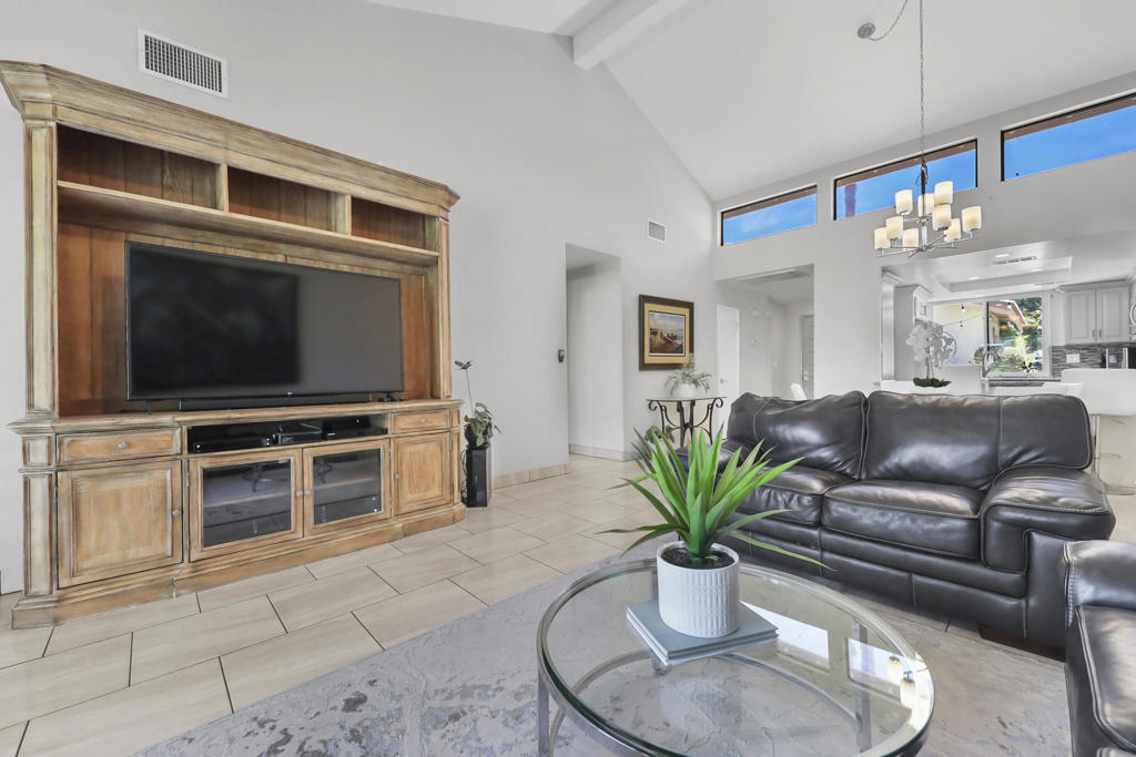 259 Santa Barbara Circle Property Photo 13