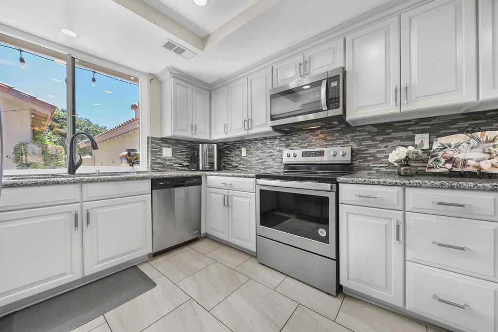259 Santa Barbara Circle Property Photo 17