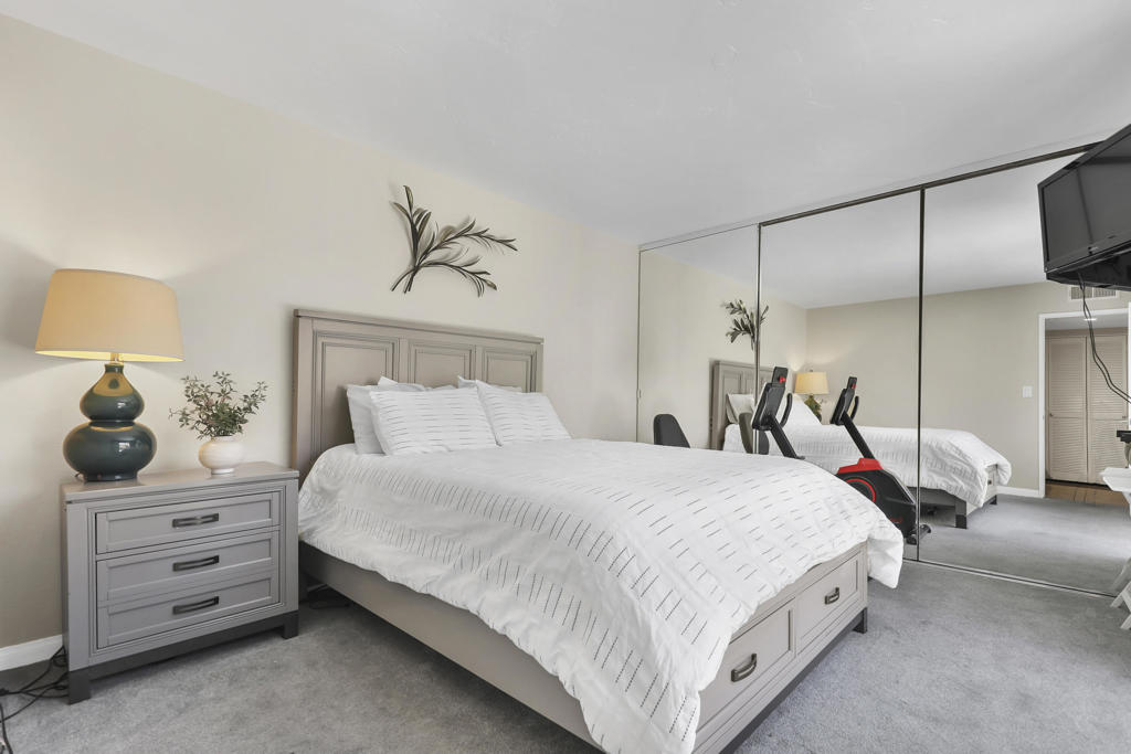 259 Santa Barbara Circle Property Photo 23