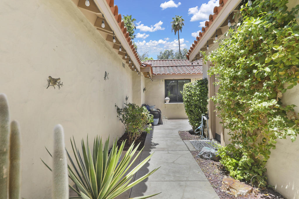 259 Santa Barbara Circle Property Photo 33