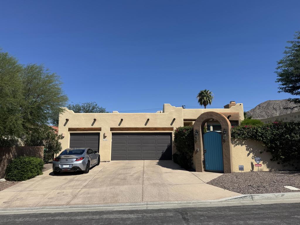 53700 Avenue Madero Property Photo 1