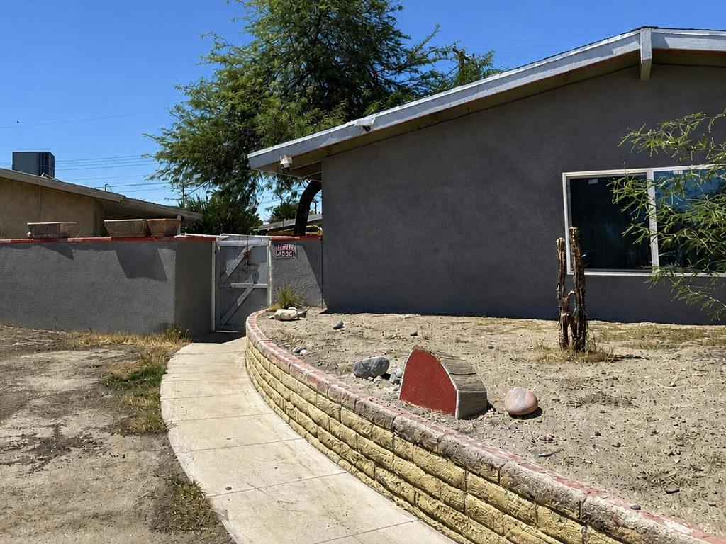 83152 Dillon Avenue Property Photo 2