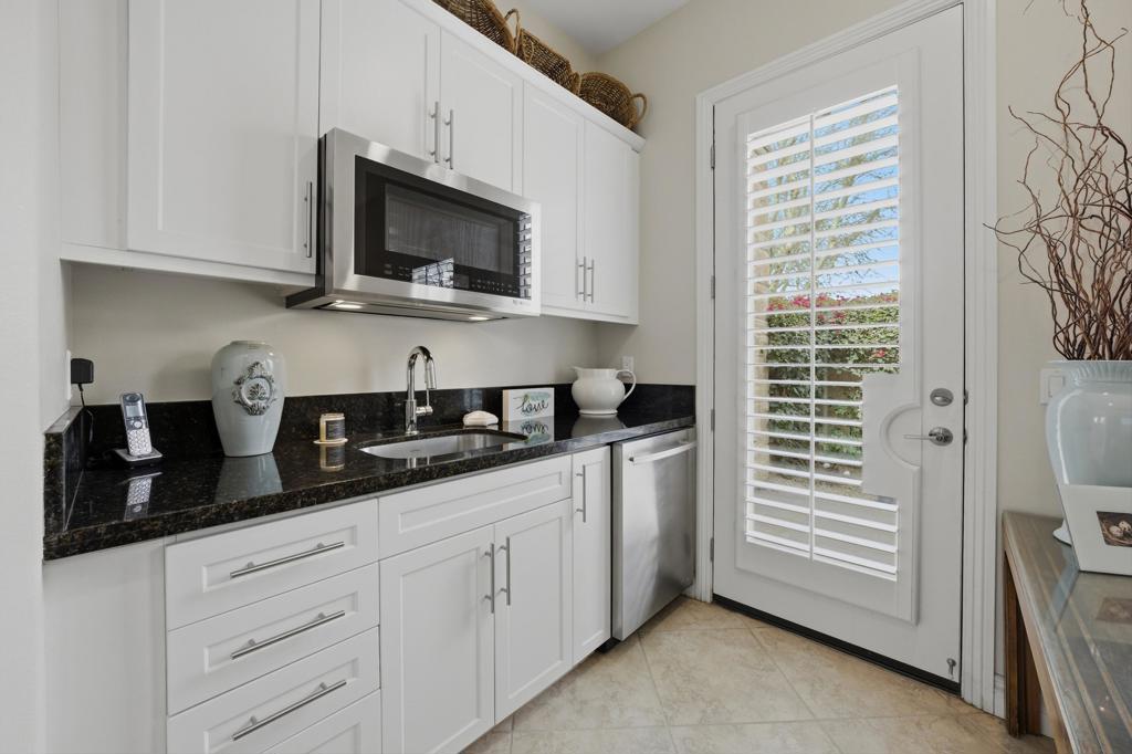51250 Charlbury Street Property Photo 26