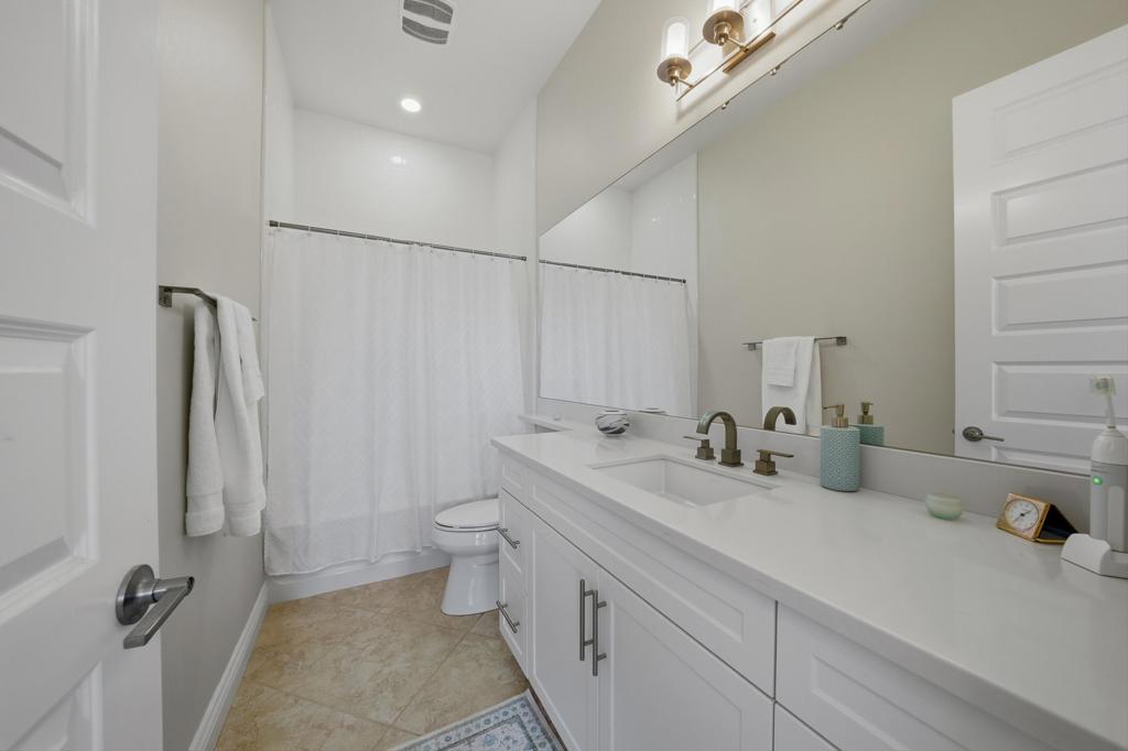 51250 Charlbury Street Property Photo 28
