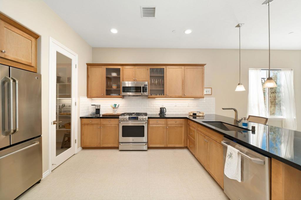 43001 Ascona Lane Property Photo 13