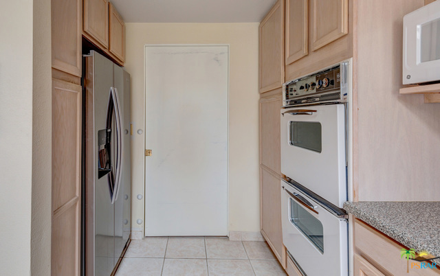 1533 E Canyon Estates Drive Property Photo 15