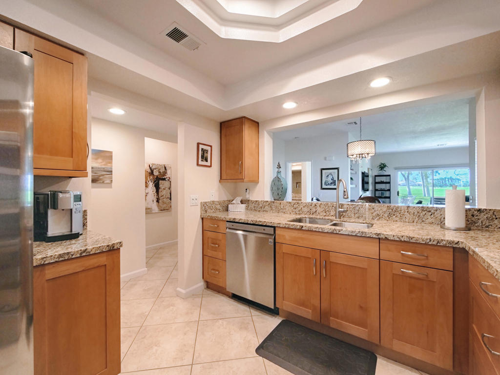 127 Villa Court Property Photo 15