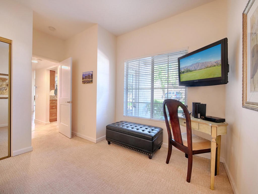 127 Villa Court Property Photo 30