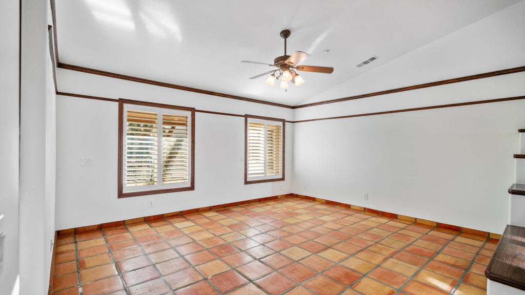 219150151DA Property Photo 22