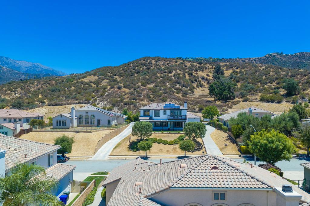 13435 Canyon Crest Road Property Photo 5
