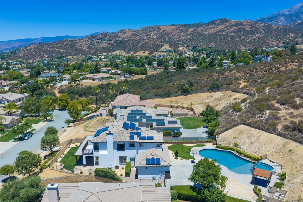 13435 Canyon Crest Road Property Photo 11
