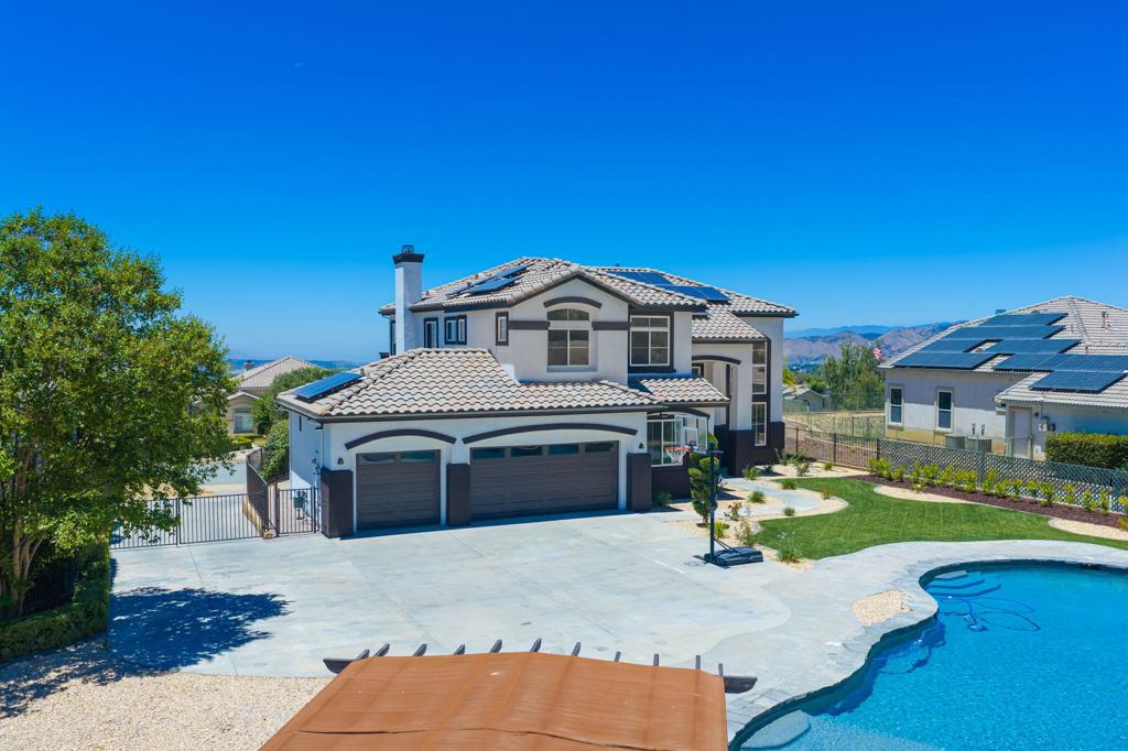 13435 Canyon Crest Road Property Photo 21