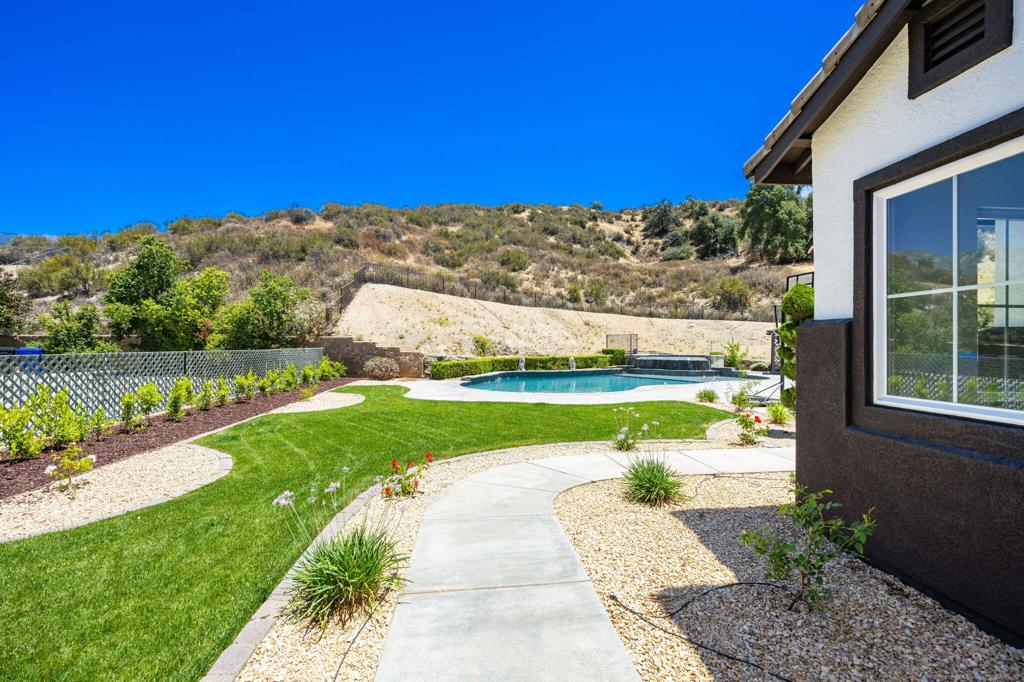 13435 Canyon Crest Road Property Photo 33