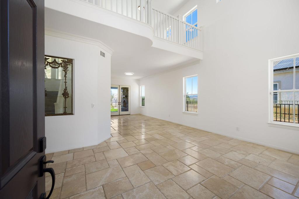 13435 Canyon Crest Road Property Photo 34