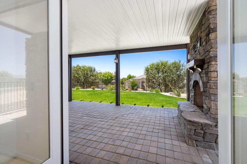 13435 Canyon Crest Road Property Photo 38