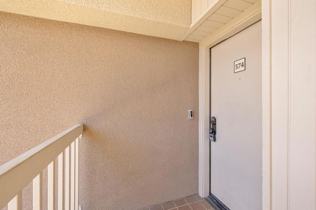 222 N Calle El Segundo 574 Property Photo 10