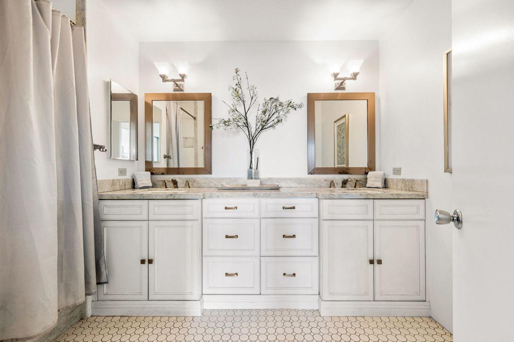 38674 Wisteria Drive Property Photo 17