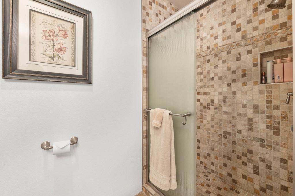 38674 Wisteria Drive Property Photo 23