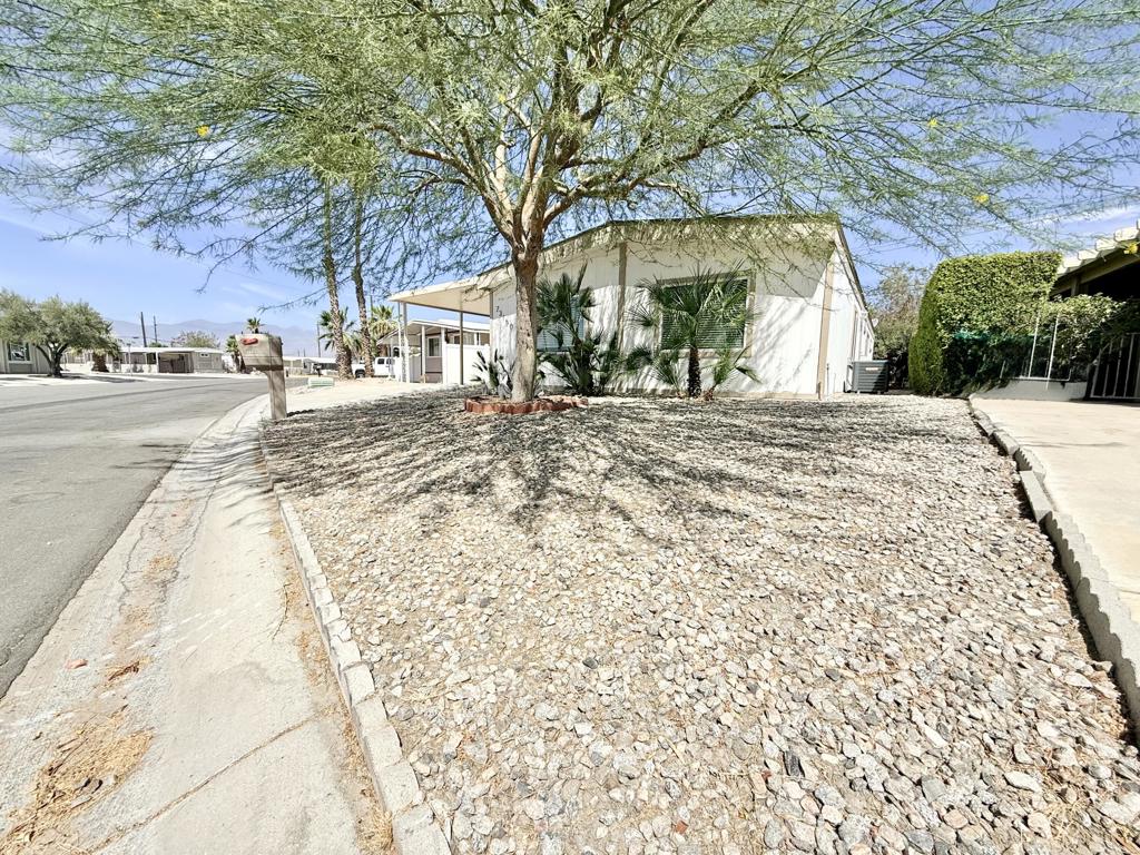 73150 Banff Street Property Photo 1