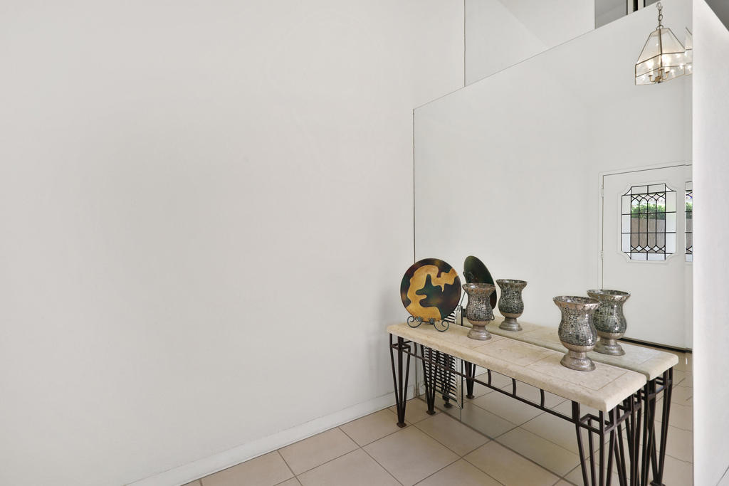 77896 Woodhaven Drive N Property Photo 10