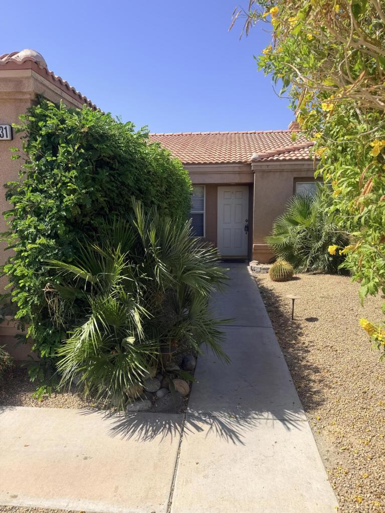 80431 Paseo Tesoro Property Photo 2