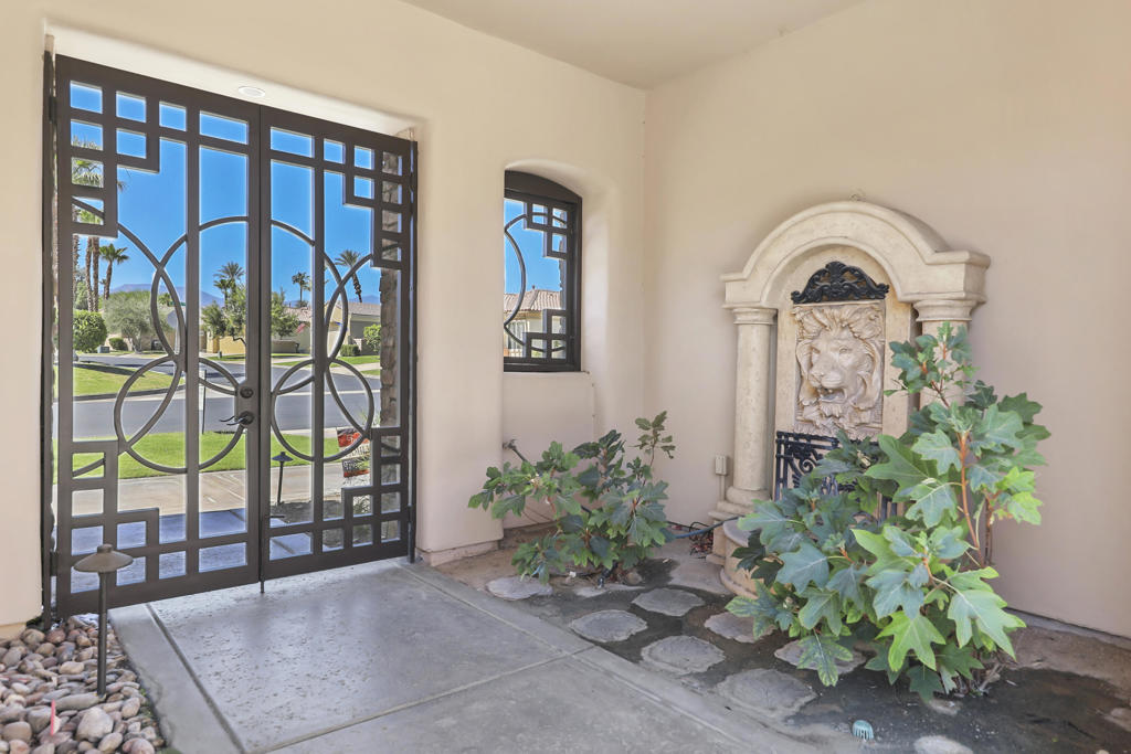79294 Siena Drive Property Photo 3