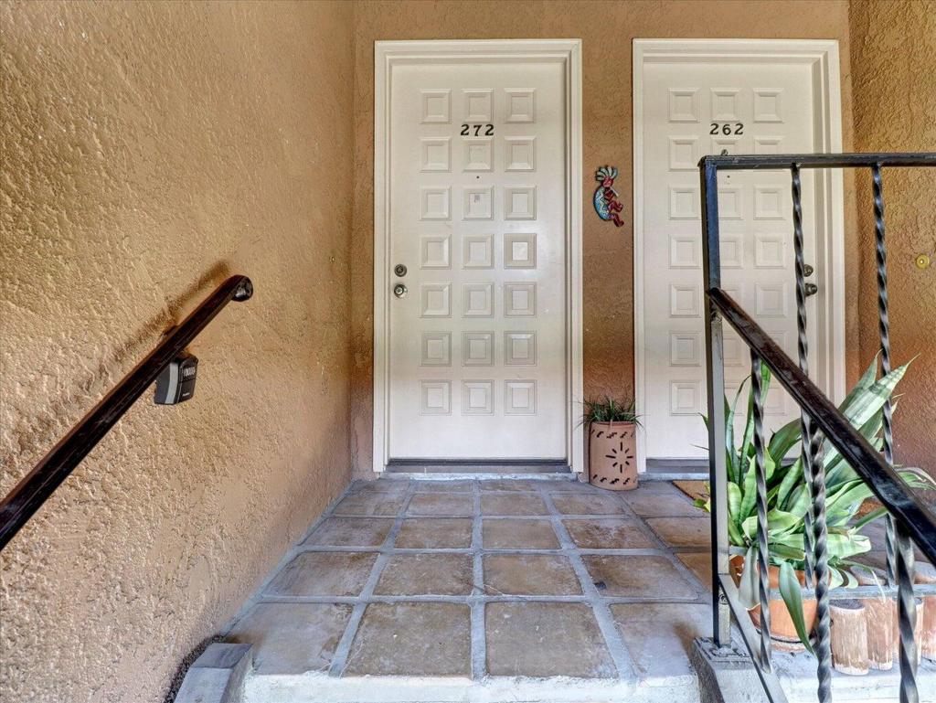 291 E Mel Avenue 272 Property Photo 2
