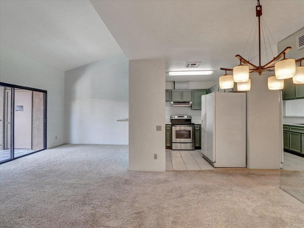 291 E Mel Avenue 272 Property Photo 3