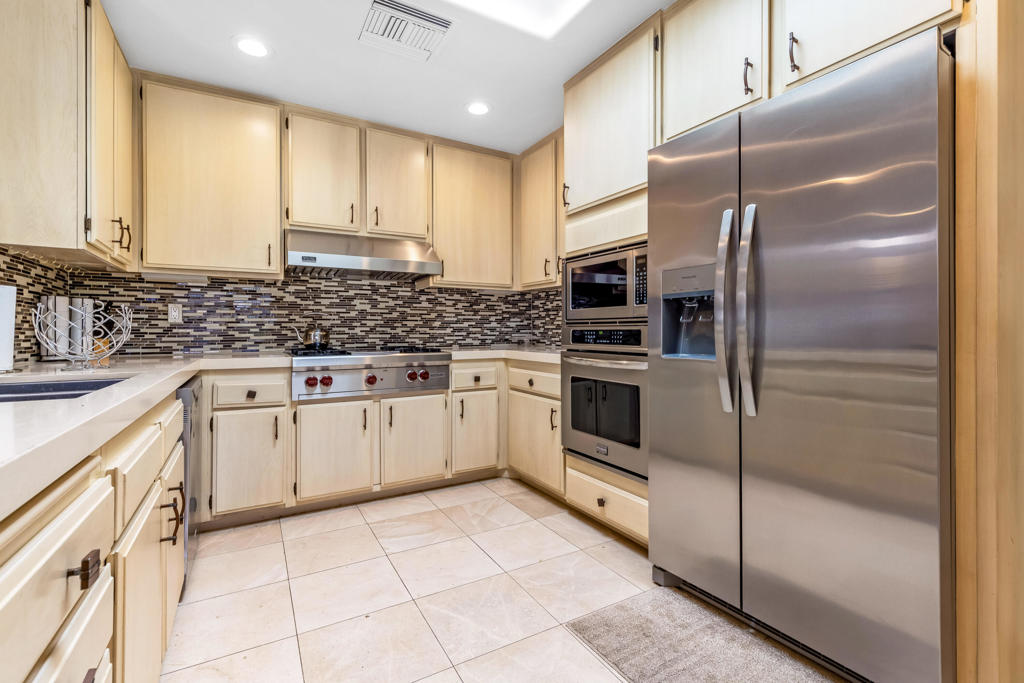 6 Colgate Drive Property Photo 18