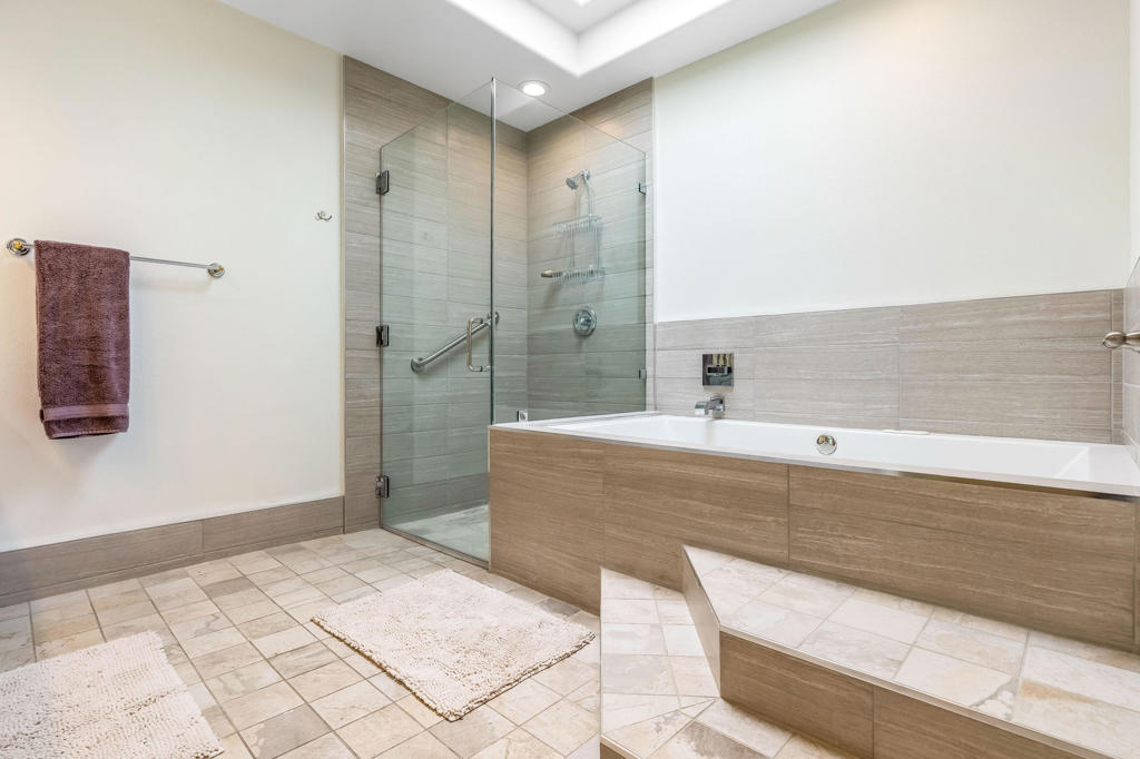 6 Colgate Drive Property Photo 35
