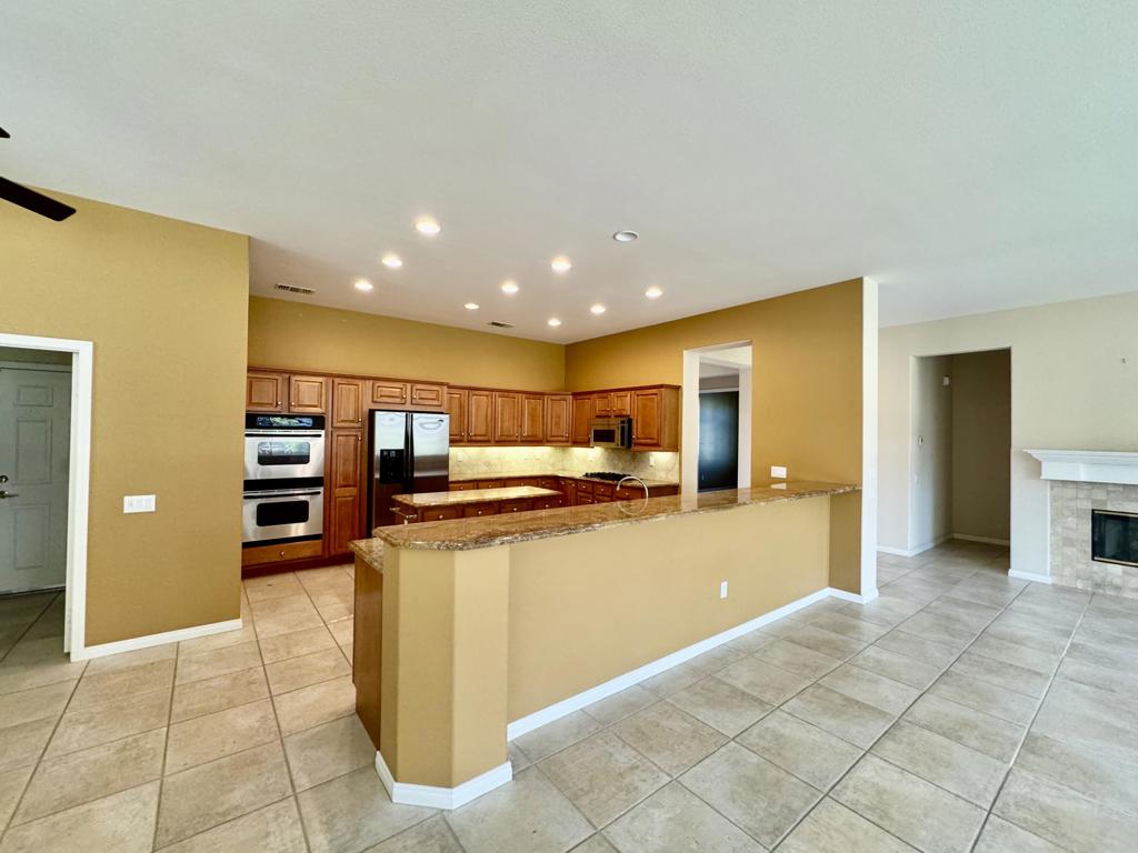 78768 Yellen Drive Property Photo 5