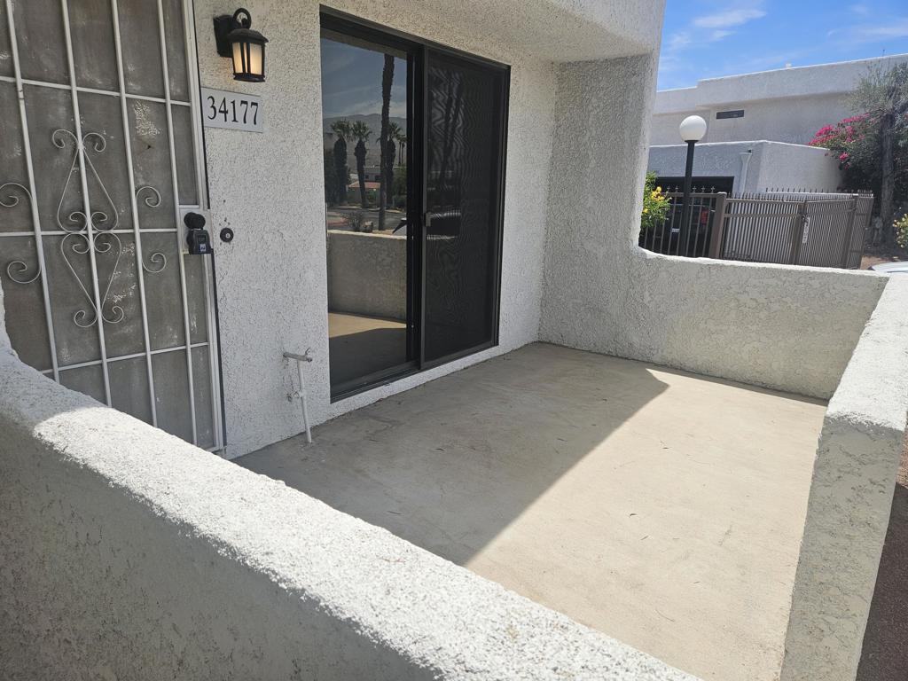 34177 Emily Way Property Photo 4