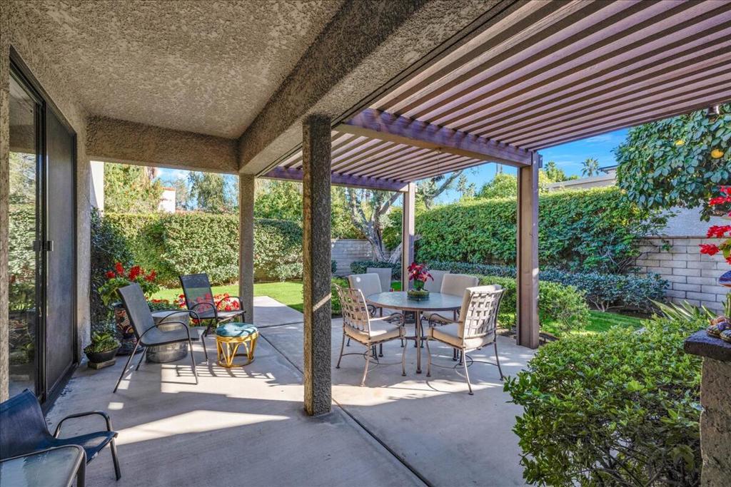 105 Esplanade Street Property Photo 38