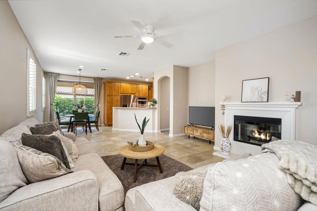 80443 Avenida Linda Vista Property Photo 4