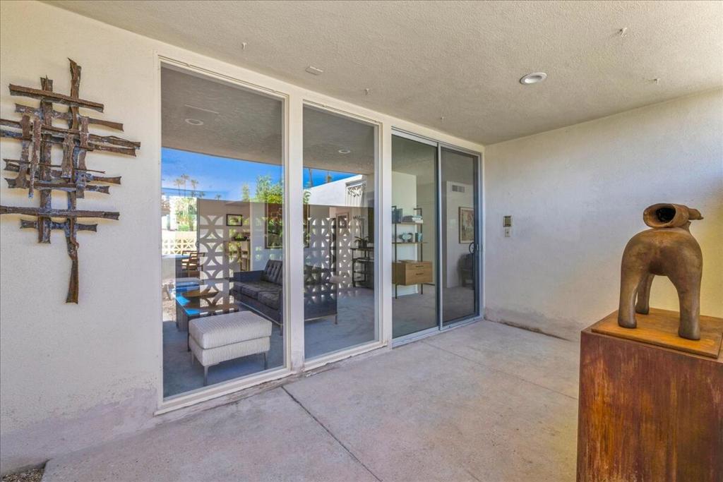 1859 Sandcliff Road Property Photo 3