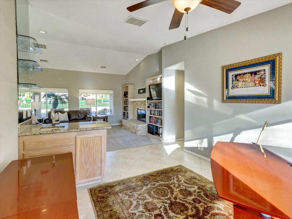 8567 Clubhouse Boulevard Property Photo 13