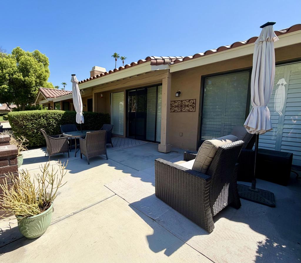 231 Santa Barbara Circle Property Photo 3