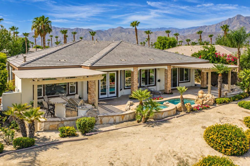 60463 White Sage Drive Property Photo 10