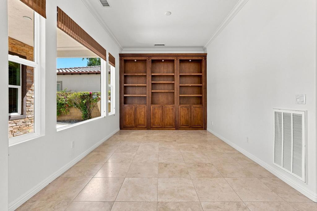 60463 White Sage Drive Property Photo 33