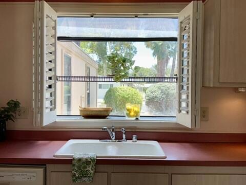 180 Orontes Way Property Photo 3