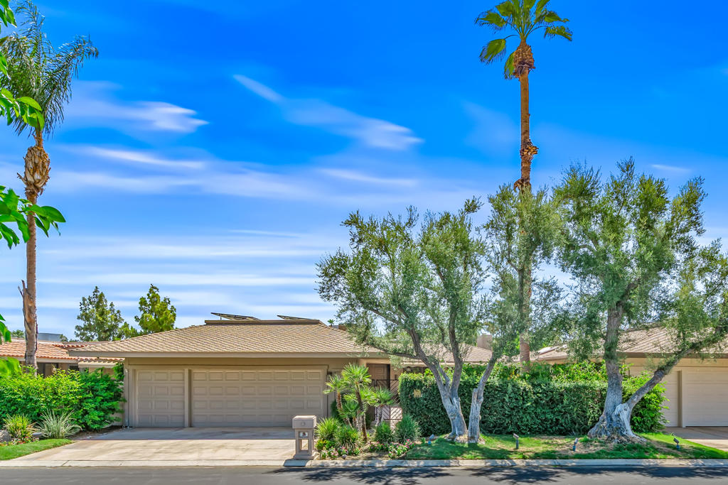 33 Colgate Drive Property Photo 2
