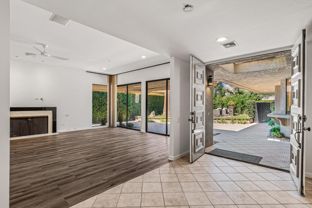 33 Colgate Drive Property Photo 8