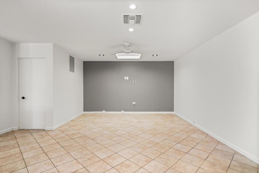33 Colgate Drive Property Photo 15