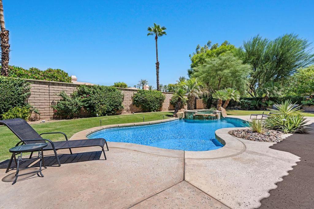 48476 Big Horn Drive Property Photo 11