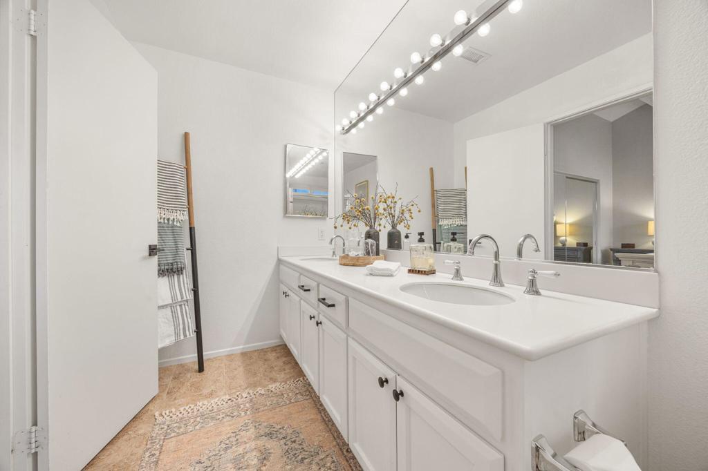 76564 Begonia Lane Property Photo 47