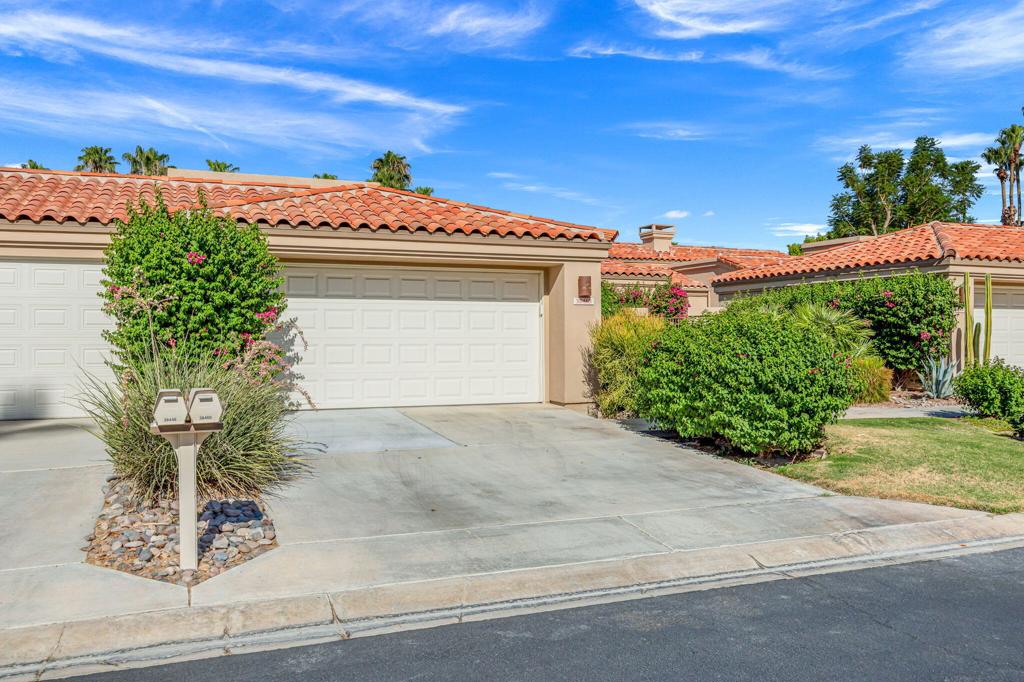 38460 Gazania Circle Property Photo 5
