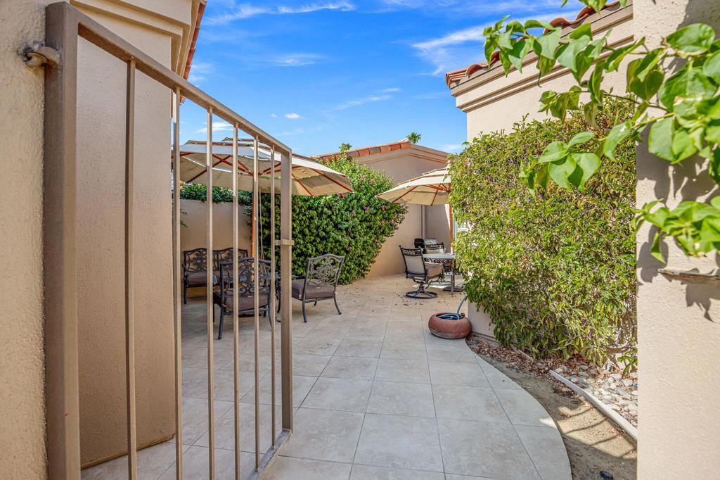 38460 Gazania Circle Property Photo 7