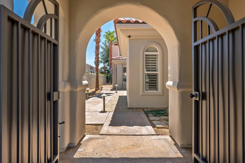55010 Southern Property Photo 14