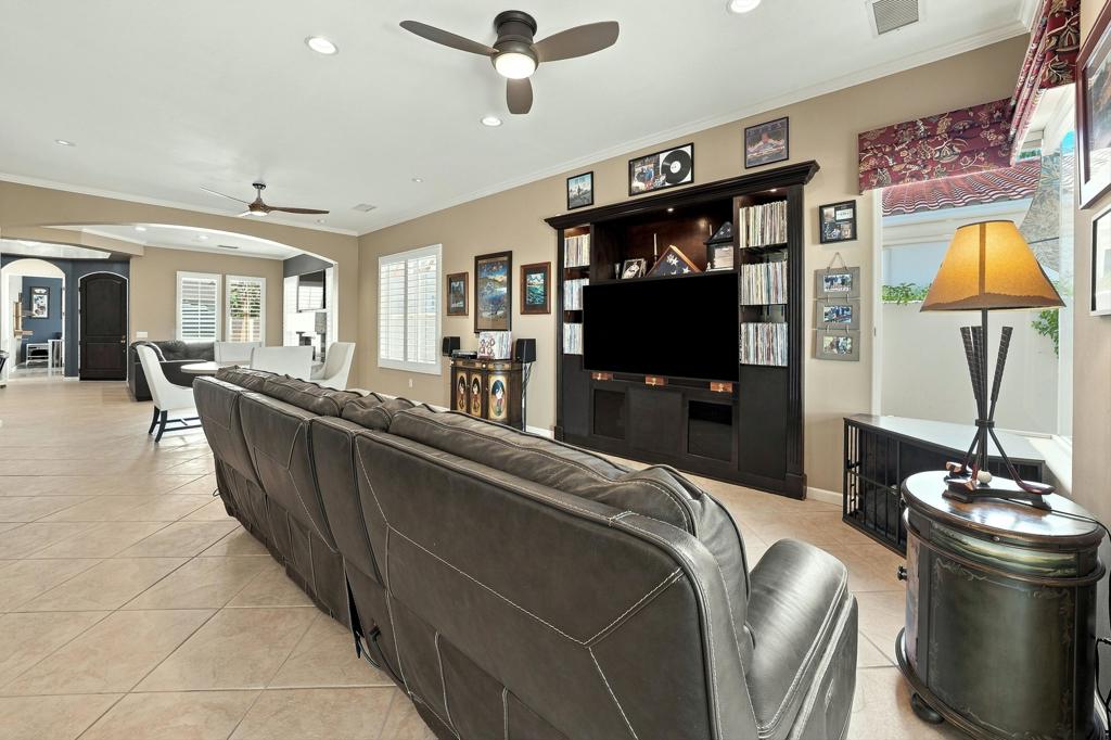 55010 Southern Property Photo 25