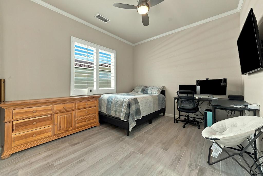 55010 Southern Property Photo 36